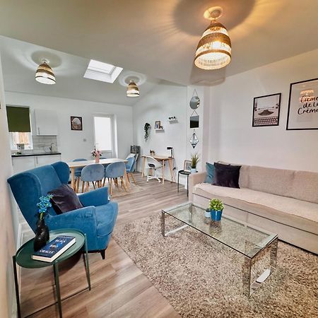 Cosy 1-Bed Flat 30Min To Central London & Parking Extérieur photo